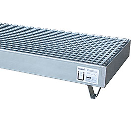 AUFFANGWANNEN Die Auffangwannen bieten ein Wannenvolumen von 60 bis 222 l und sind für 60 und 200 l Fässer sowie für Kleingebinde geeignet. Fahrbare Auffangwannen inkl. Lochplattenwand ermöglichen ein mobiles, sicheres und einfaches Abfüllen von Ölen und anderer Flüssigkeiten an verschiedenen Verbrauchsstellen.