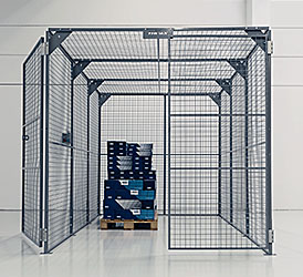 TRENN- und ABSPERRGITTER Lagerboxen sind eine einbruchsichere Produktlösung in Lagerhallen oder auf Baustellen. Die freistehende Konstruktion eignet sich besonders für die Lagerung von Gefahrengütern und schützt diese vor Diebstahl und Vandalismus. Zusätzlich zu geschlossenen Lagerboxen sind einzelne Absperrgitter erhältlich, die vielseitig miteinander kombiniert werden können. 