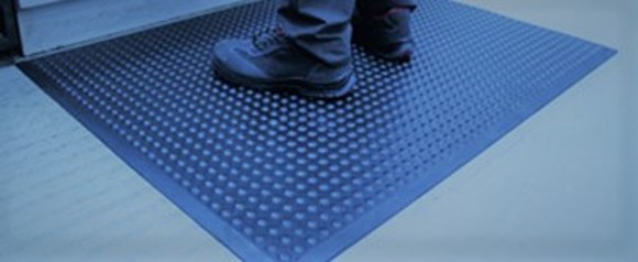 individuelle Werkstattmöbel von Würth: Was Sie wissen müssen über Bodenmatten