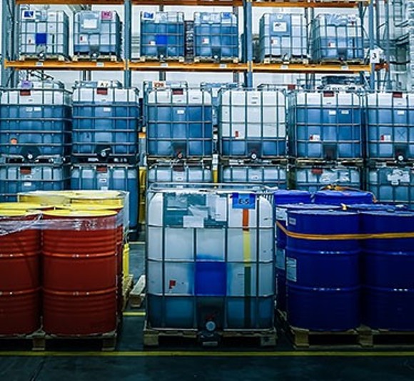 individuelle Werkstattmöbel von Würth: Was Sie wissen müssen zur Gefahrgutlagerung