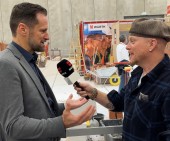 Mario Schindlmayr und Moderator Markus Floth bei den Staatsmeisterschaften der Berufe in Salzburg. © Würth