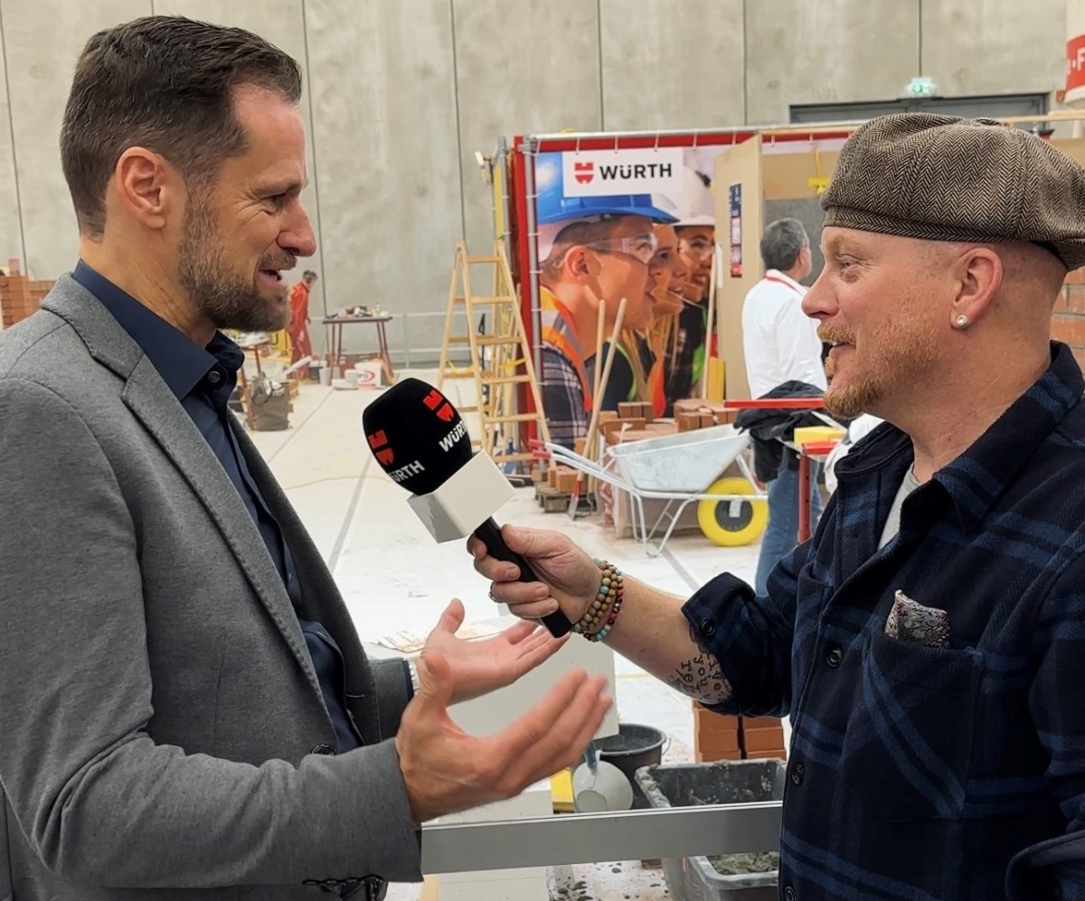 Geschäftsführer Mario Schindlmayr und Moderator Markus Floth  bei den Staatsmeisterschaften der Berufe in Salzburg. © Würth