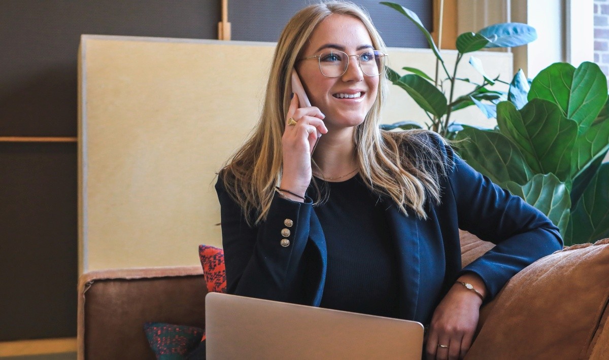 Unsere erfahrenen Spezialisten begleiten Sie auf Ihrem Weg zur neuen Werkstattausrüstung: sie unterstützen Sie mit ihrem Fachwissen, finden das passende Produkt für Ihre Anforderungen, erstellen Einbaupläne für Sie und bieten Ihnen noch viele andere Services und Leistungen vor, während und nach Ihrer Investition.   Sichern Sie jetzt einen unverbindlichen Beratungstermin mit unseren Spezialisten!