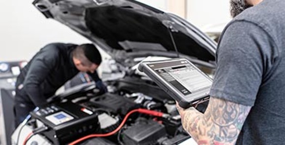 Service Leistungen der Werkstattausrüstung